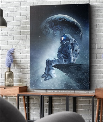 Astronot Ay Manzarası Kanvas Tablo