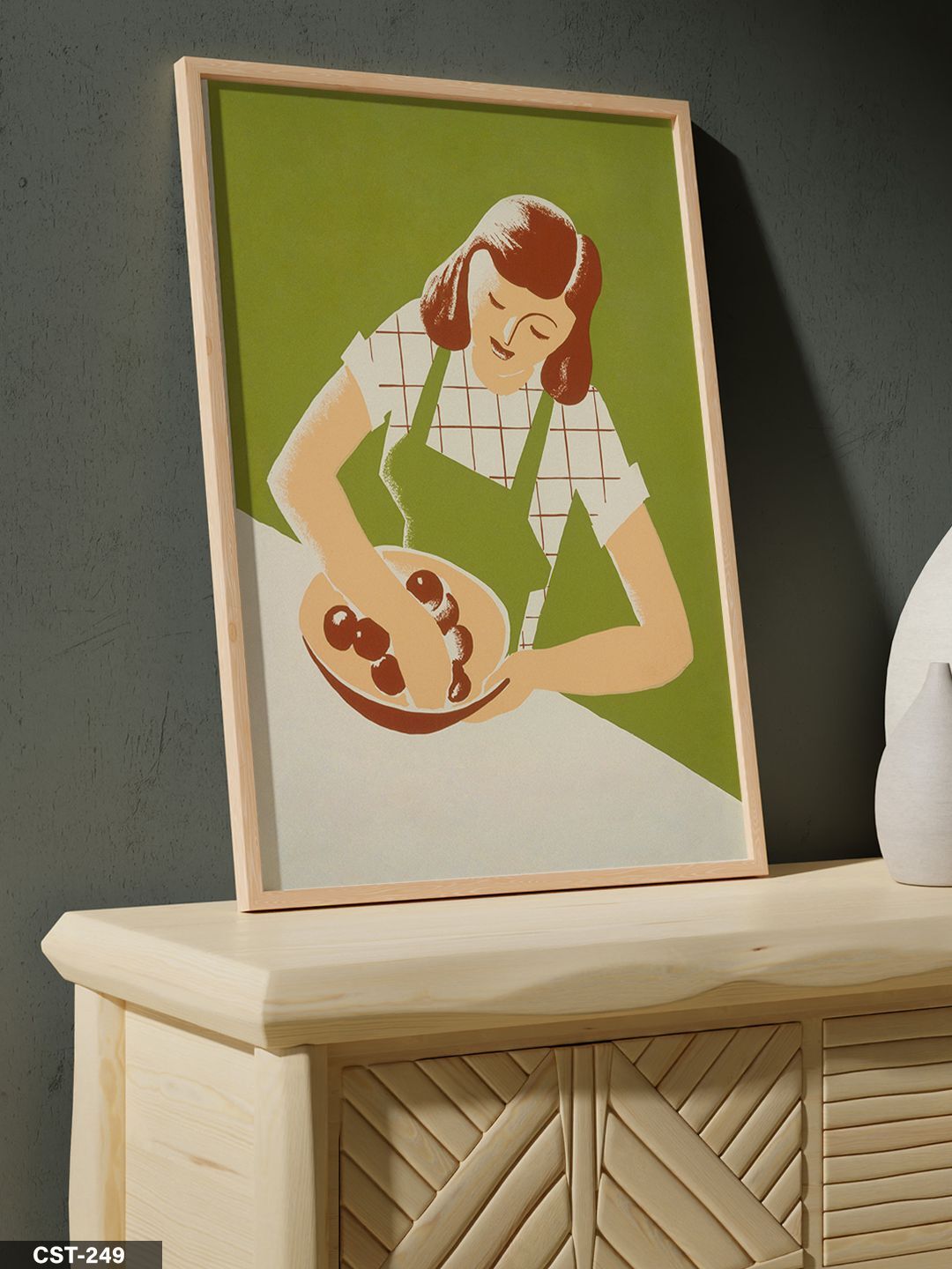 Mutfakta Kadın Tek Parça Ahşap Çerçeveli Tablo Naturel - 20 x 30 CM
