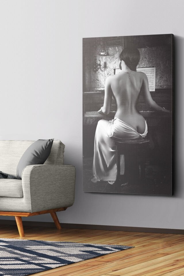 Piyano Çalan Kadın Sırt Dekolteli Tek Parça Kanvas - Canvas Tablo 140 x 90 CM - Çok Renkli