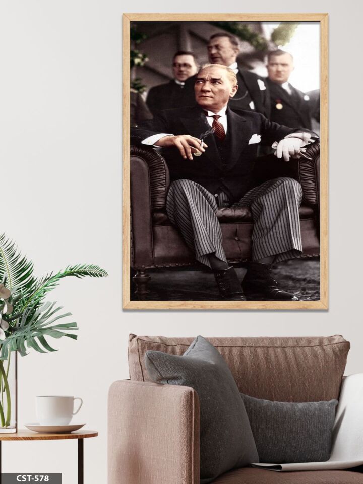 Mustafa Kemal Atatürk Tek Parça Ahşap Çerçeveli Tablo Naturel - 50 x 70 CM