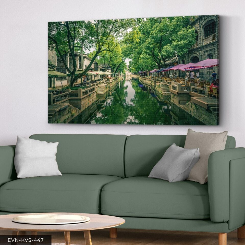 Irmak Kenarı Cafeler Tek Parça Kanvas - Canvas Tablo 40 x 30 CM - Çok Renkli