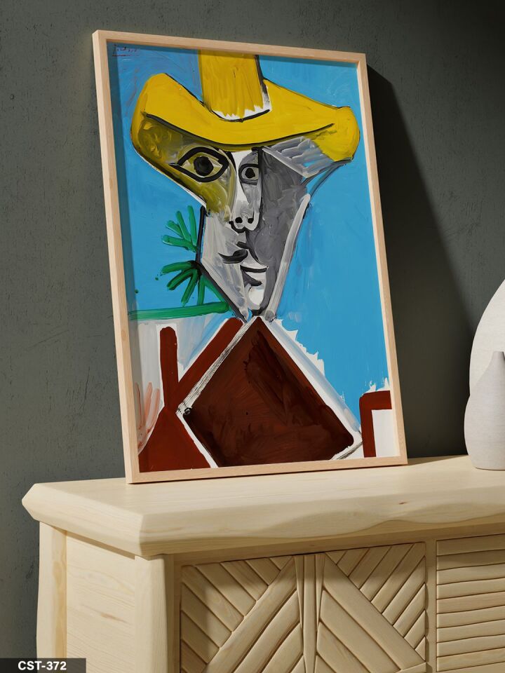 Pablo Picasso Sarı Şapkalı Portre Tek Parça Ahşap Çerçeveli Tablo