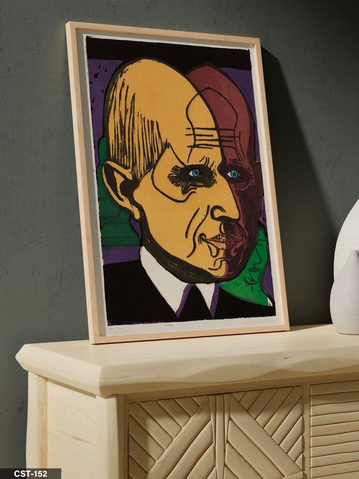 Sarı Fonlu Erkek Portre Tek Parça Ahşap Çerçeveli Tablo Naturel - 50 x 70 CM