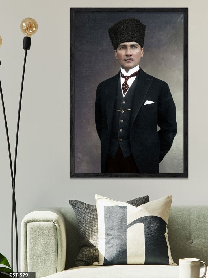 Mustafa Kemal Atatürk Tek Parça Ahşap Çerçeveli Tablo Siyah - 20 x 30 CM