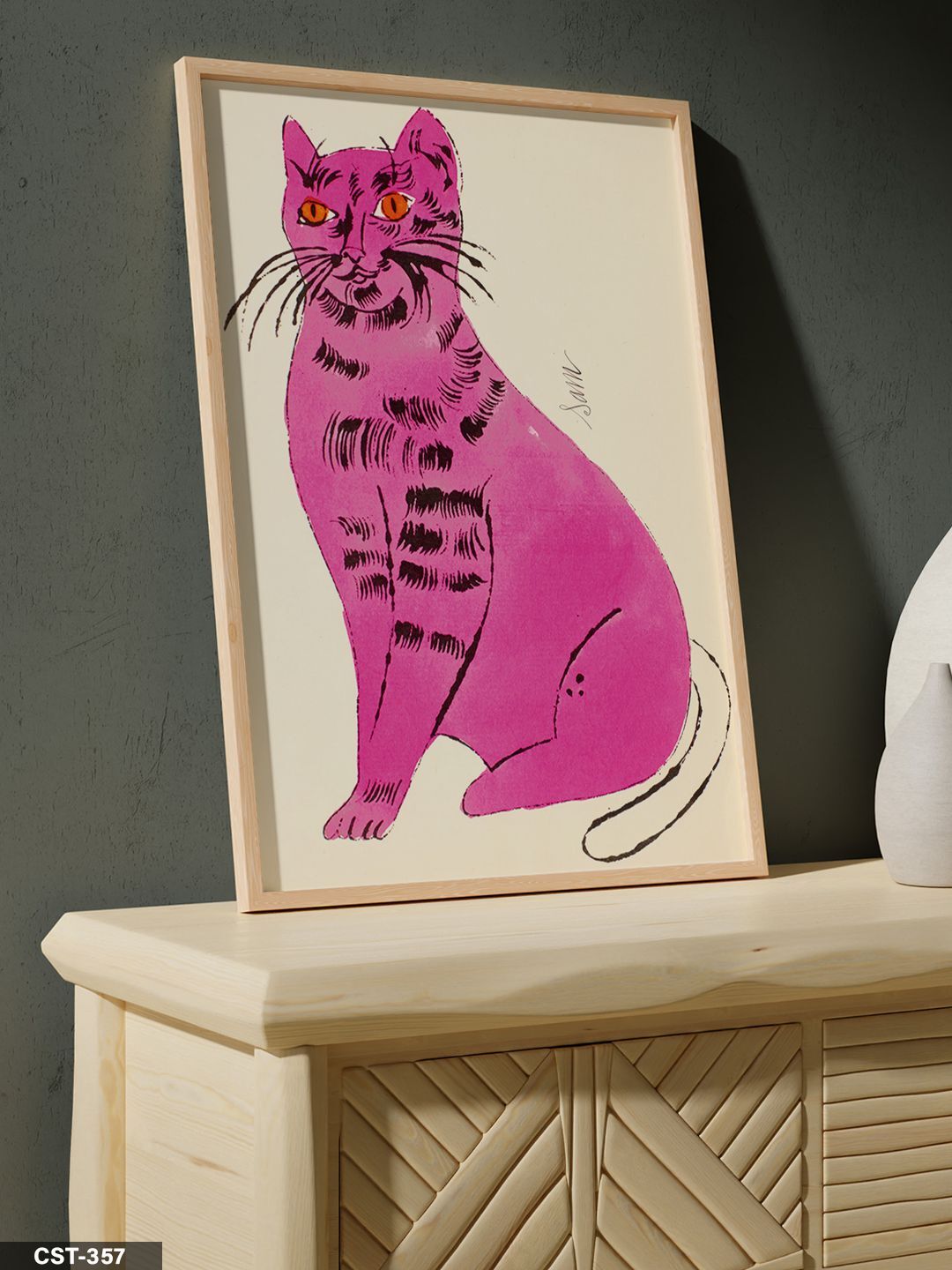 Turuncu Gözlü Pembe Kedi Tek Parça Ahşap Çerçeveli Tablo Naturel - 30 x 40 CM