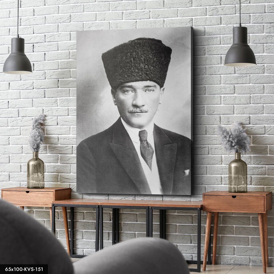 Mustafa Kemal Atatürk Kanvas Tablo 40 x 30 CM - Çok Renkli