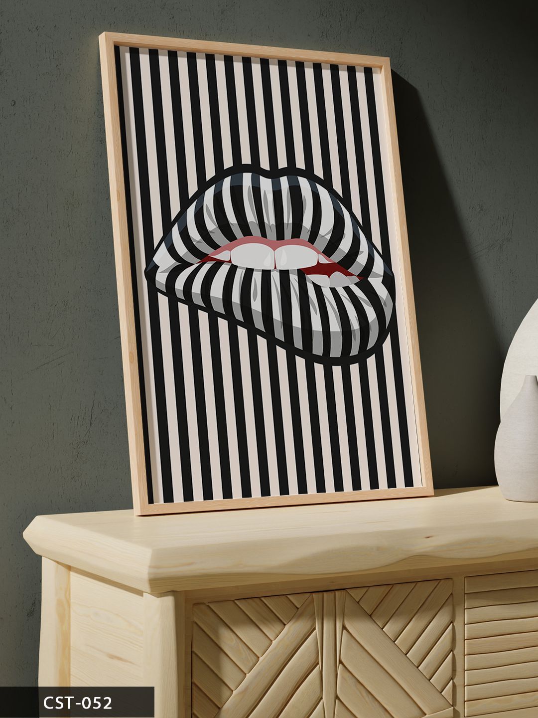 Çizgili Dudak Tek Parça Ahşap Çerçeveli Tablo Naturel - 20 x 30 CM