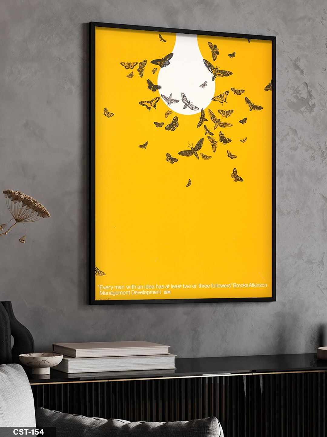 Sarı Fonlu Kuş illüstrasyon Tek Parça Ahşap Çerçeveli Tablo Siyah - 30 x 40 CM